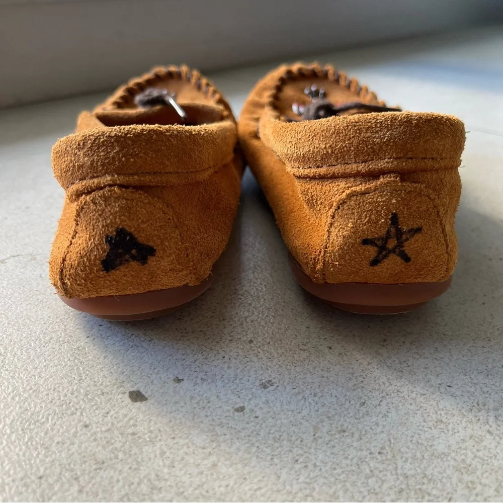 Minnetonka Moccasins Youth 2 Thunderbird Suede Beaded Fringed Tribal Artsy Boho